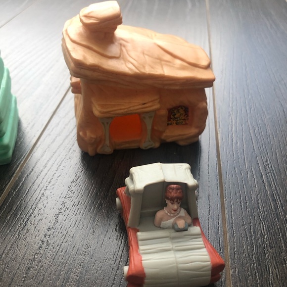 McDonald's Flintstones Toys Lot - Picture 5 of 5